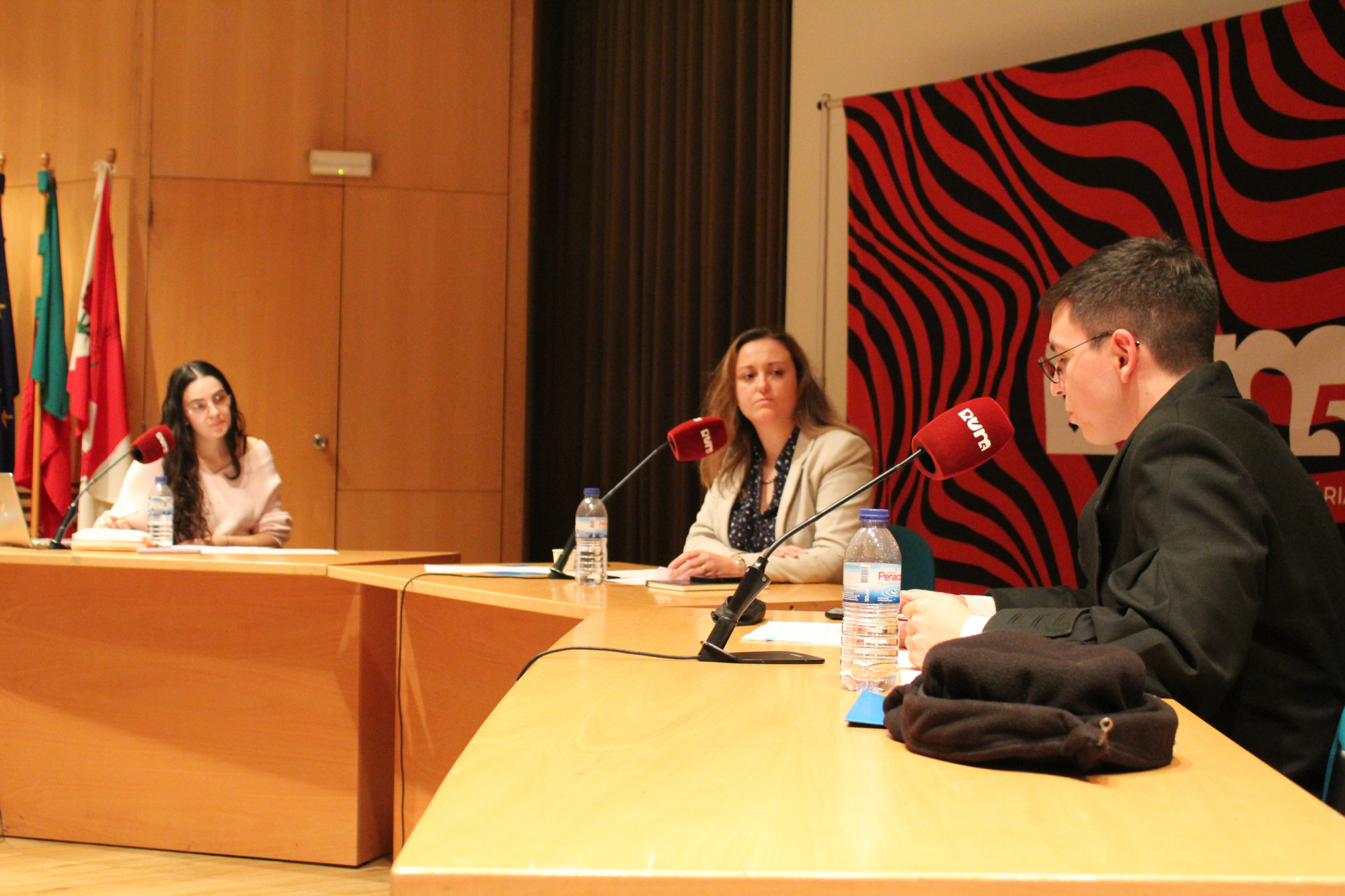 Debate entre candidatos à direção (foto: RUM)